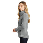 NF0A3LH8 The North Face Ladies Sweater Fleece Jacket